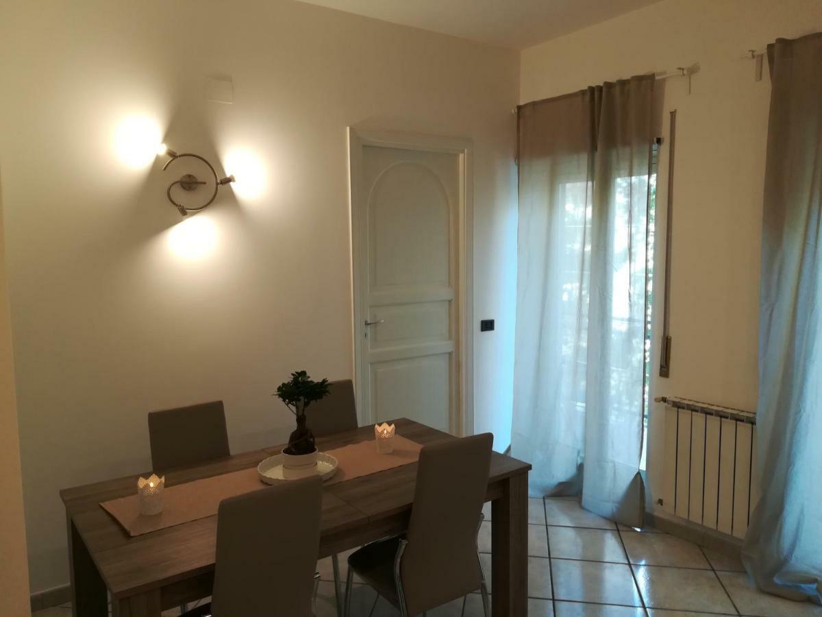 Luxurious Street Apartments Катанія Екстер'єр фото