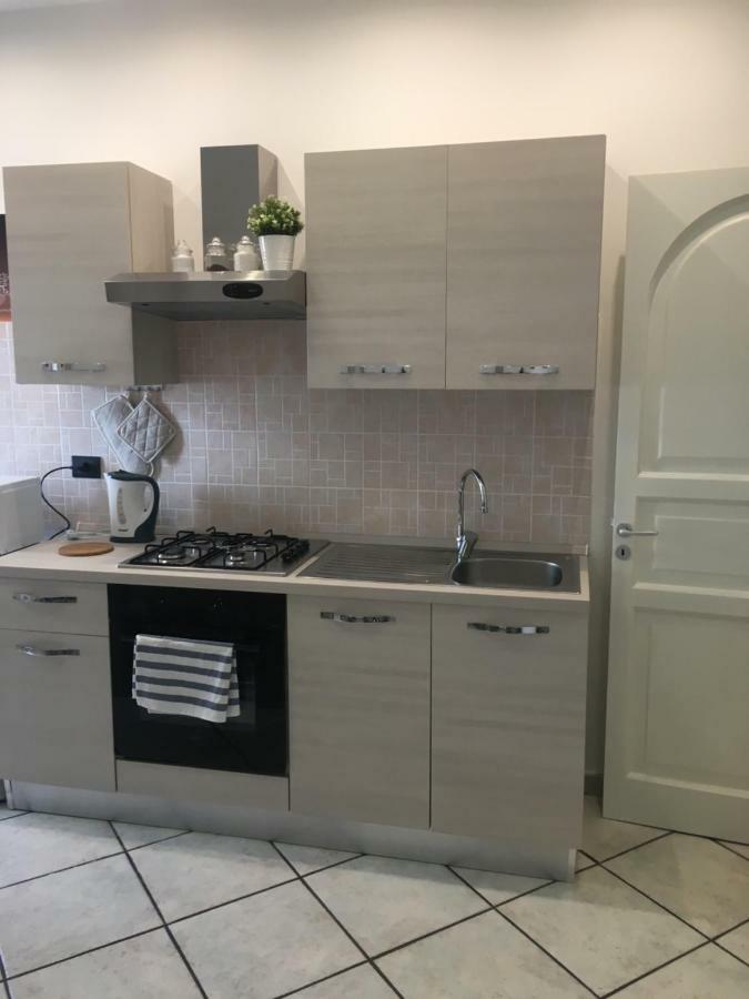 Luxurious Street Apartments Катанія Екстер'єр фото